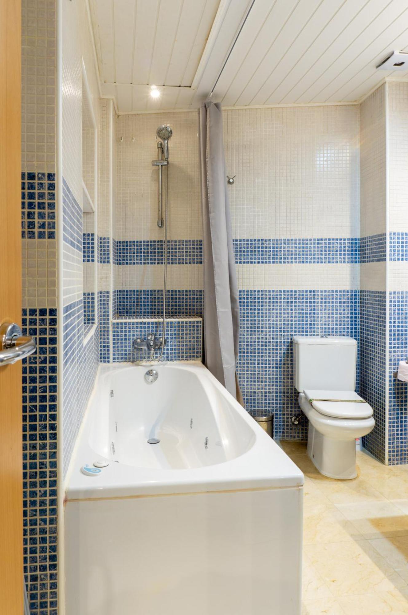 Apartamento Andres Perez Center Málaga